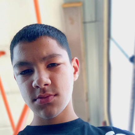 Малко преди да бъде убит в търговския център, Краси получава смразяващо съобщение