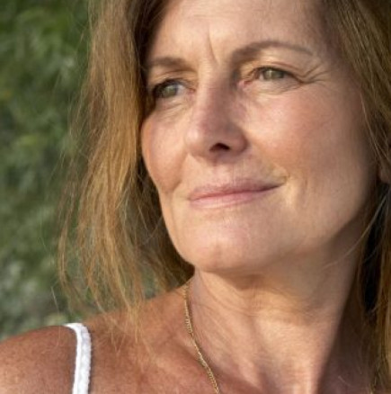 6 неща за външния вид и стила на една жена, които я карат да изглежда стара. Важни съвети за тези над 50 години