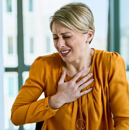 Как да се спасите при инфаркт, ако сте сами 