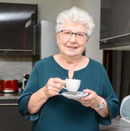 Баба, която от 10 години взима пари за коледния обяд за децата и внуците си, вдигна цената