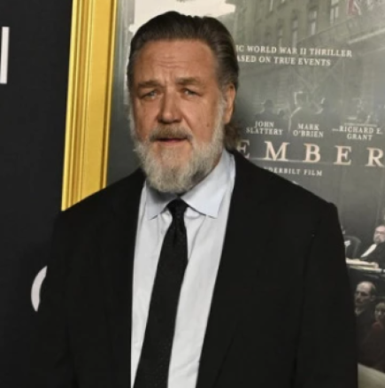 Ръсел Кроу отслабна с 25 кг без диета: Той спря 1 навик, мазнините изчезнаха, както и болките в ставите!