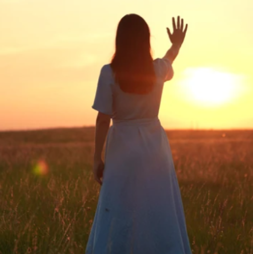 БОГ ГИ ПАЗИ: Само 2 зодии имат непрекъсната защита, късмет и духовен щит