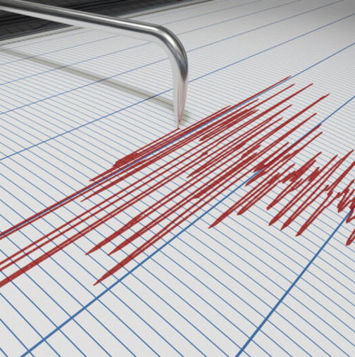 Две земетресения разлюляха България