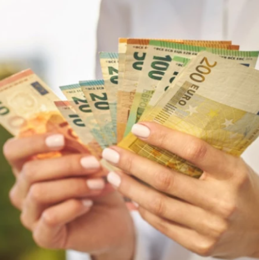 Съдбата им се променя за една нощ: Тези 2 зодии получават божествен дар - парите се натрупват, проблемите изчезват