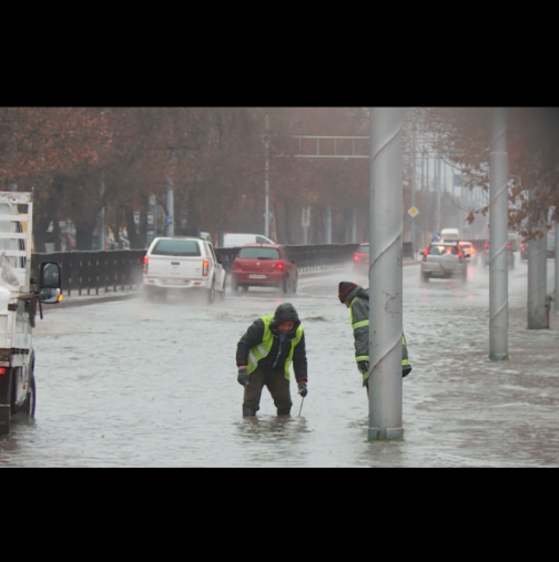 Пловдив е под вода! Проливен дъжд наводни част от града: