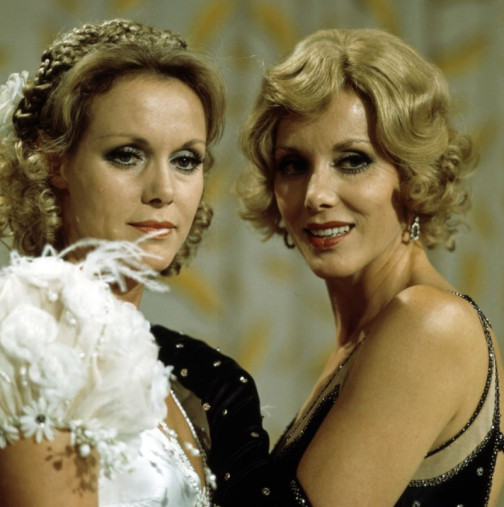 Най-известните близначки в шоубизнеса се самоубиха: „Родихме се заедно, ще умрем заедно“: