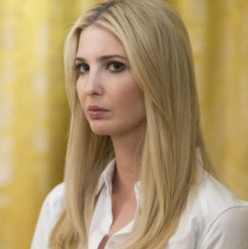 Комплектът за трансформиране на тялото: Удължете краката си като Иванка Тръмп - Панталоните, които всяка жена иска