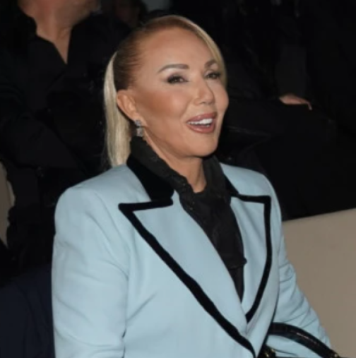 На събитие в Белград Лепа Брена блесна със стила си, но всички погледи бяха насочени към чантата ѝ за 50 000 евро