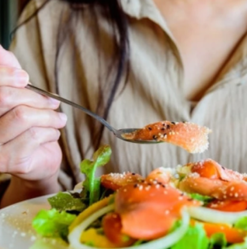 Храна, която наричат ​​„естествено средство за почистване на артерии“: Понижава холестерола, защитава мозъка и сърцето