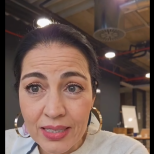 Деси Стоянова трогна с покъртителен разказ от родилното отделение: