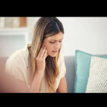 Два симптома в устата, които разкриват дефицит на витамин B12: Не ги пренебрегвайте!