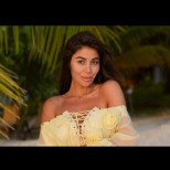 Най-накрая случи на богаташ! Даниела Рупецова грее от щастие на Малдивите (СНИМКИ)