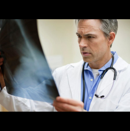 Съвет от лекар как да избегнете рак: „Има храни, които подхранват рака, и такива, които подхранват тялото ви“