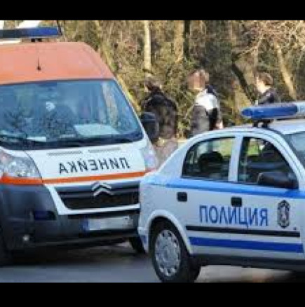 Покъртителни кадри на колата, в която загина майката на две малки деца /СНИМКИ/