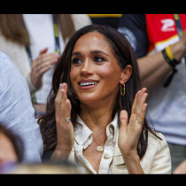 Ампутираха крака на бащата на Меган Маркъл, тя дори не вдигна телефона да го чуе! Тъжни подробности за новия скандал: