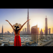 „Майка ми знае какво правя, лъжа баща си, че съм стюардеса“: Наташа продава тялото си на араби, признанието ѝ наранява женския пол