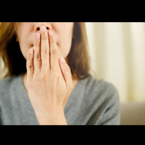 Лошият дъх може да е признак за сериозно заболяване: 7 ужасни миризми, които показват здравословни проблеми