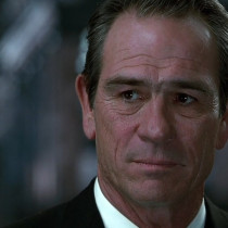 Намериха мъртва дъщерята на Томи Лий Джоунс в хотел