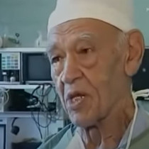 Ето какво закусваше най-възрастният хирург в света всяка сутрин: Той доживя до 103 години и работеше почти до смъртта си