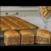 Майсторлъшка баклава с орехи и готови кори - любима на македонските домакини, ще стане любима и на вас: