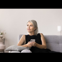 Веднага щом навършите 50 години, изхвърлете тези неща от къщата веднага: Те носят самота и тъга, а мнозина ги държат на рафта