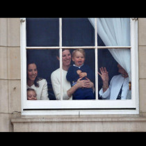 Тя се отказа от любовта заради работата, а една дума й е строго забранена! Бавачката на децата на Кейт Мидълтън получи голяма чест