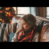 В момента чувстват, че са НА ДЪНОТО, но от ТАЗИ дата през декември всичко се променя за ТРИ зодии - да очакват чудеса!