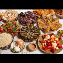 Довечера е най-святата нощ в годината - Бъдни вечер! Ето ТОЧНО КОЛКО ястия да сложите на трапезата си и кои са ВСИЧКИ именици