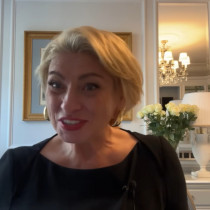 Седмичният хороскоп на Анджела Пърл за 5–11 януари 2026 г.