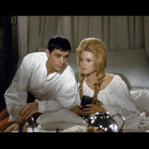 „Жената със 100 любовници“ имаше 4 брака: Тя изневери във всеки един от тях, но обичаше до смърт САМО ЕДИН.