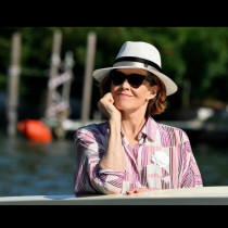 Те се ожениха след 3 месеца връзка: 41-годишната любовна история на холивудската актриса започна НЕОБИЧАЙНО