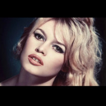 Една звезда угасна! На 91 години почина легендата Бриджит Бардо - голям поклон!