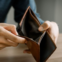 Ако парите ви привършват, това означава, че сте се откупили от неприятности