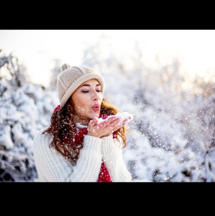 ПЪЛЕН хороскоп за 26 декември: ВЕЗНИТЕ да се пазят от неочаквани разходи, заслужено признание за ДЕВИТЕ