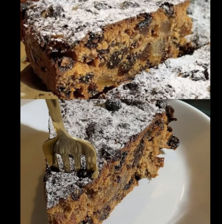 Колкото повече стои, толкова по-вкусен става! Коледна торта с бадеми и сушени плодове: