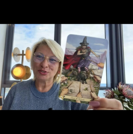 Анджела Пърл с ЕКСКЛУЗИВЕН Таро-хороскоп за декември: Съдбата помага на СТРЕЛЕЦА, новини за БЛИЗНАЦИТЕ, а РИБИТЕ