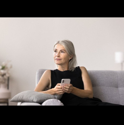 Веднага щом навършите 50 години, изхвърлете тези неща от къщата веднага: Те носят самота и тъга, а мнозина ги държат на рафта