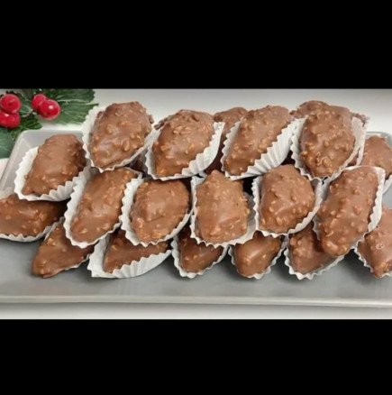 Коледни орехови бисквитки за 15 минути - изненадайте близките си с този разкош! Лесни, семпли и неустоими: