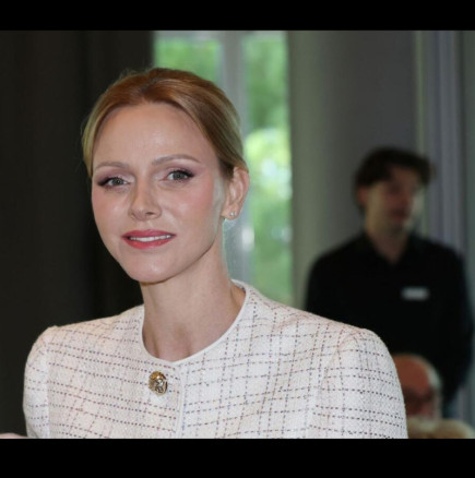 Отиват с всичко, издължават фигурата и свалят 15 см от талията: Дънките на принцесата са единствените, от които имате нужда този сезон