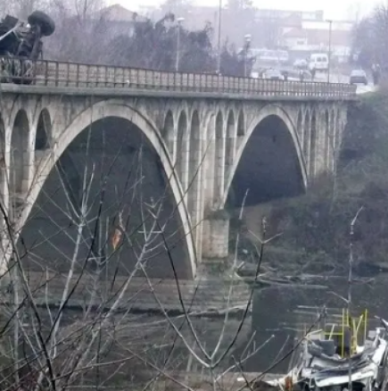 Спомен от катастрофата с 18 жертви на моста-убиец край Бяла: Как 5-годишната Йоана спасява майка си