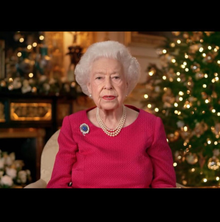 Речта на кралицата, след която Хари и Меган си стегнаха багажа: Уилям беше в шок и чакаше „избухването“ на брат си