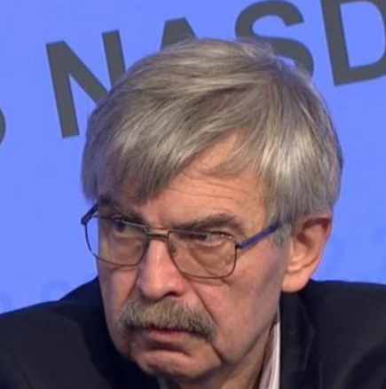 Почина Емил Хърсев