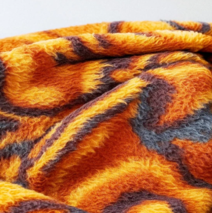 Как правилно да перем одеяло? Всички грешат за едно нещо, а ето дали трябва да се слагат в пералнята през зимата?