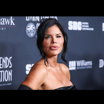 „Модно престъпление“: Лорън Санчес в мини-палто, което струва много, но мнозина не биха го носили дори и да е безплатно!