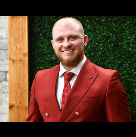 Опасен чар: Спипаха Бачорски тет-а-тет с мистериозна блондинка!