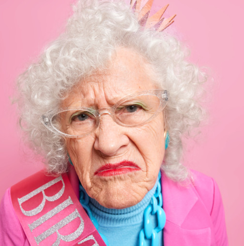 Тези ШЕСТ неща мигновено състаряват жените: