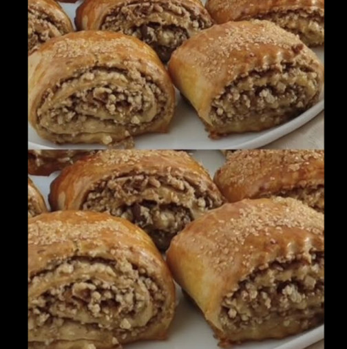 Чудни орехови рулца по рецептата на мама - хем хрупкат, хем се топят в устата! Чудни сладки за Коледа: