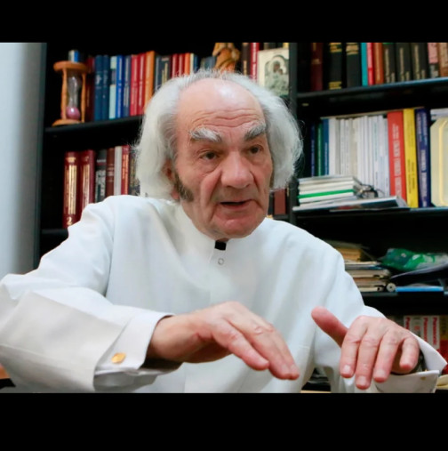 Този десерт пази мозъка и удължава живота: 92-годишен неврохирург го препоръчва, а ето как влияят на мозъка кафето и виното