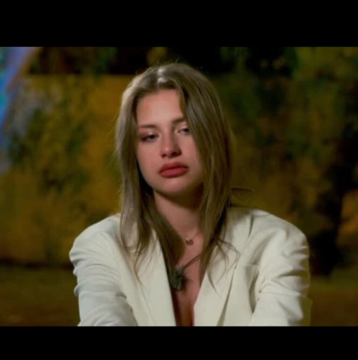 Красивата Натали от Ергенът отвори стара рана: У дома живеех в ад, четях Библията и Корана! Баща ми ми е посягал...