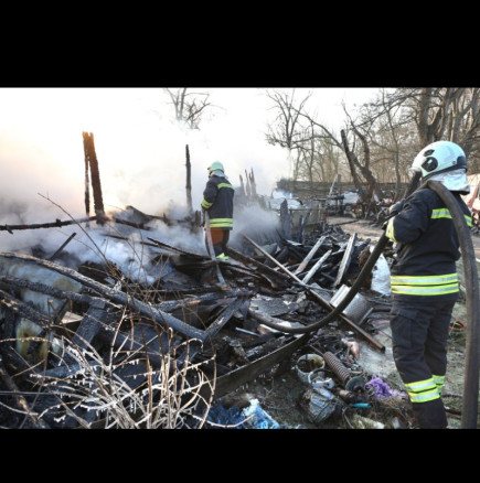 Огромна трагедия! Пожар изпепели комплекса Фанагория във Варна, 7 коня изгоряха живи в стихията
